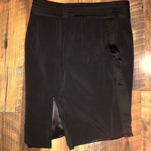 Mid length skirt 12$